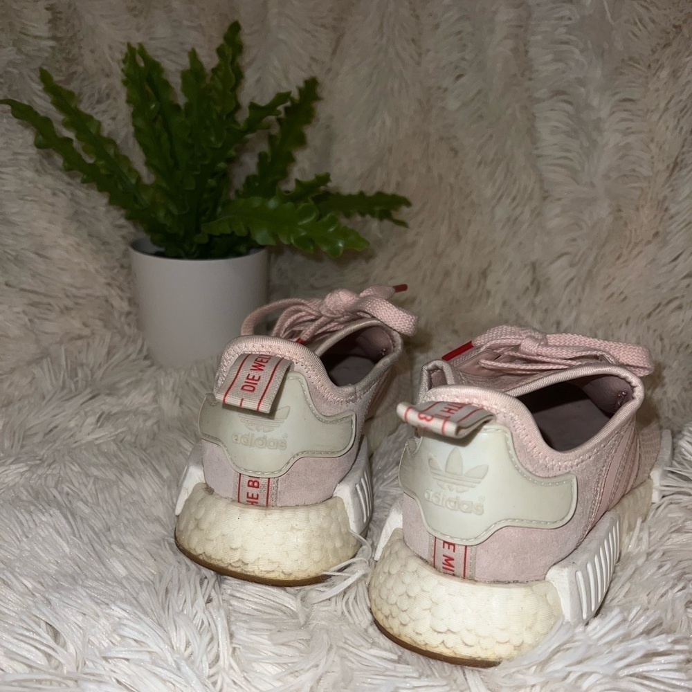 Adidas NMD R1 - Picture 2 of 5